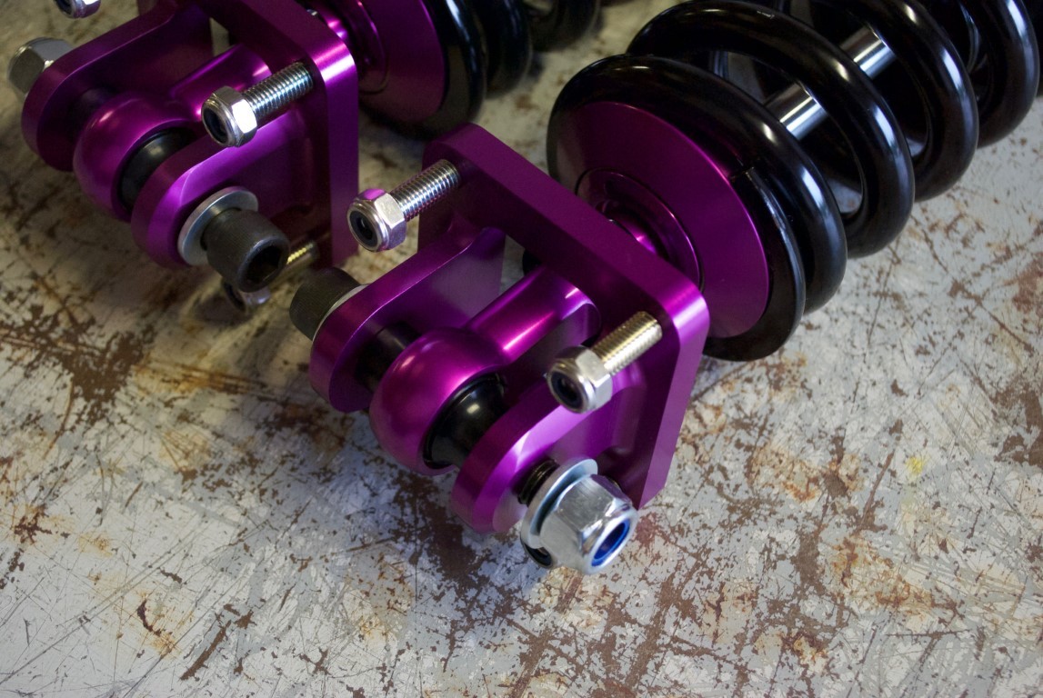 Quantum One.Zero Dampers for Ferrari 348, 355, F40 V8 models