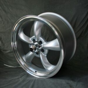 Maxilite Torque Thrust style wheels 9x19 silver/diamond cut