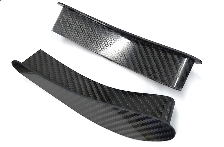 REVERIE Carbon Fibre Front Bumper Lip Canards Pair